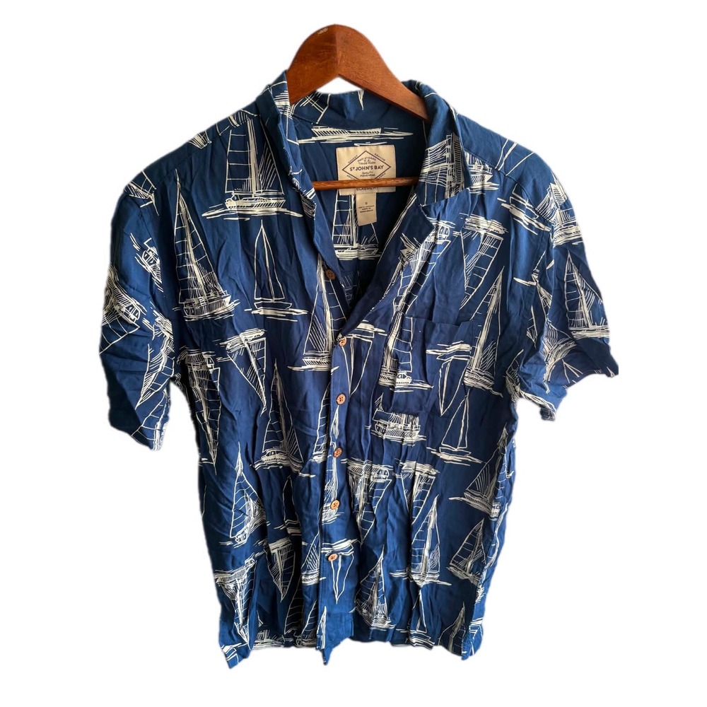 St. John's Bay Button‎ Down Mens S Blue Excellent Sailboat Print Viscose Shirt
